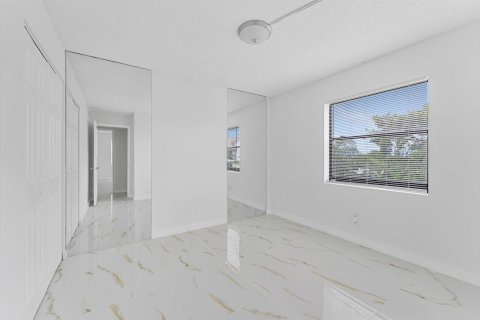 Copropriété à vendre à Boca Raton, Floride: 2 chambres, 85.28 m2 № 1229185 - photo 18