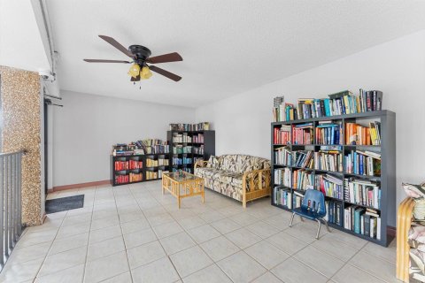 Condo in Boca Raton, Florida, 2 bedrooms  № 1229185 - photo 12