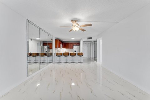 Copropriété à vendre à Boca Raton, Floride: 2 chambres, 85.28 m2 № 1229185 - photo 30