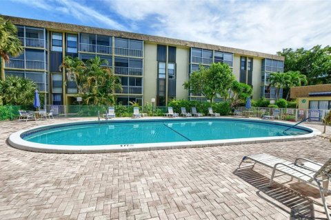 Copropriété à vendre à Deerfield Beach, Floride: 2 chambres, 88.63 m2 № 1209262 - photo 23