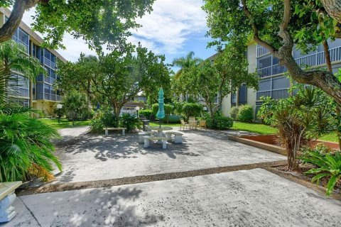 Copropriété à vendre à Deerfield Beach, Floride: 2 chambres, 88.63 m2 № 1209262 - photo 20