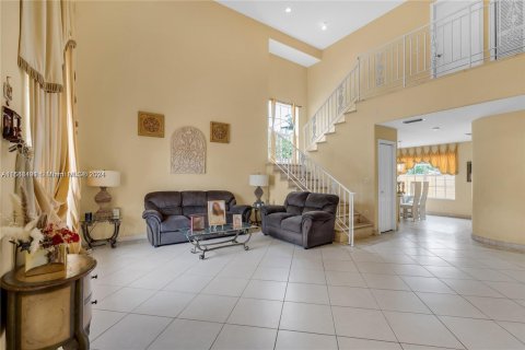 Villa ou maison à vendre à Miami, Floride: 4 chambres, 235.88 m2 № 1386108 - photo 16