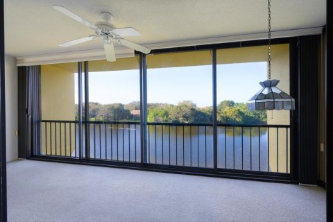 Condo in Palm Beach Gardens, Florida, 2 bedrooms  № 1007580 - photo 21