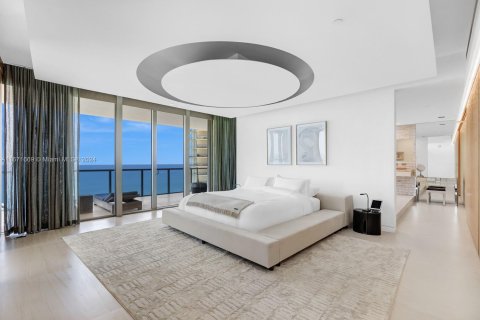 Condominio en venta en Bal Harbour, Florida, 3 dormitorios, 360.83 m2 № 1394882 - foto 14