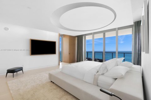 Condominio en venta en Bal Harbour, Florida, 3 dormitorios, 360.83 m2 № 1394882 - foto 5