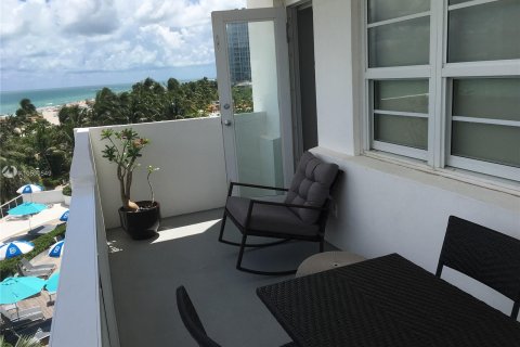 Copropriété à louer à Miami Beach, Floride: 2 chambres, 110.55 m2 № 818 - photo 22