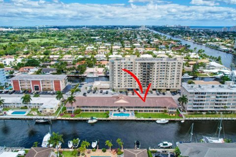 Copropriété à vendre à Fort Lauderdale, Floride: 2 chambres, 102.84 m2 № 1104563 - photo 2