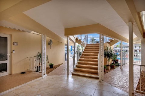 Condo in Fort Lauderdale, Florida, 2 bedrooms  № 1104563 - photo 7