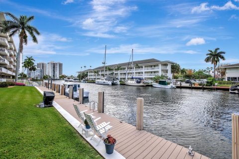 Condo in Fort Lauderdale, Florida, 2 bedrooms  № 1104563 - photo 11