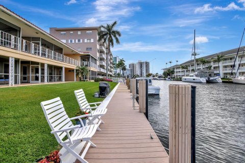 Copropriété à vendre à Fort Lauderdale, Floride: 2 chambres, 102.84 m2 № 1104563 - photo 30