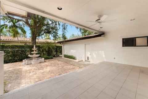 Villa ou maison à louer à Coral Gables, Floride: 4 chambres, 215.44 m2 № 1367114 - photo 19