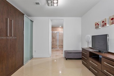 Copropriété à vendre à Sunny Isles Beach, Floride: 3 chambres, 182.27 m2 № 1367158 - photo 24