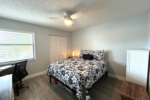Condominio en venta en Lake Worth, Florida, 2 dormitorios, 115.57 m2 № 1014021 - foto 25