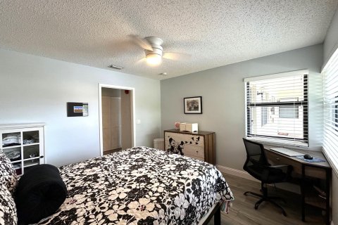 Condominio en venta en Lake Worth, Florida, 2 dormitorios, 115.57 m2 № 1014021 - foto 22