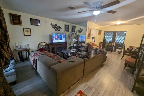 Casa en venta en Lauderdale Lakes, Florida, 2 dormitorios, 138.42 m2 № 954792 - foto 20