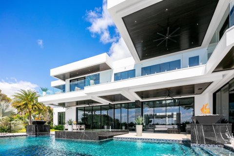 Villa ou maison à vendre à Manalapan, Floride: 6 chambres, 1421.68 m2 № 909065 - photo 16