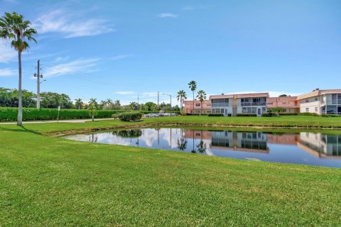 Condo in Delray Beach, Florida, 1 bedroom  № 730535 - photo 16