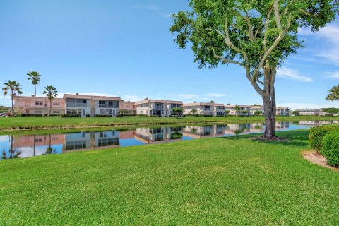 Condo in Delray Beach, Florida, 1 bedroom  № 730535 - photo 17