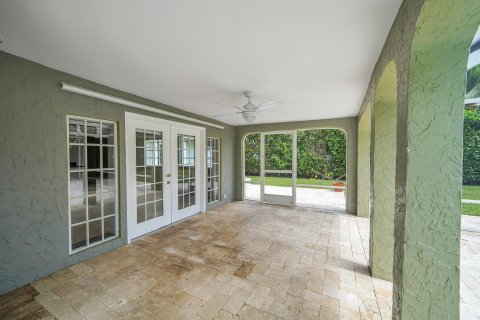 House in Boca Raton, Florida 3 bedrooms, 151.43 sq.m. № 1093475 - photo 7