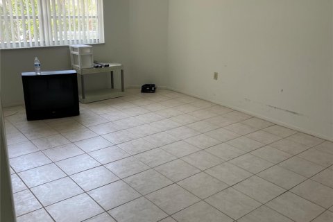 Copropriété à vendre à Hallandale Beach, Floride: 2 chambres, 115.2 m2 № 970503 - photo 6