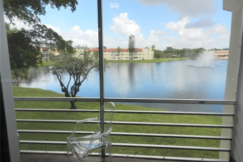 Condominio en venta en Sunrise, Florida, 2 dormitorios, 78.97 m2 № 1290654 - foto 9