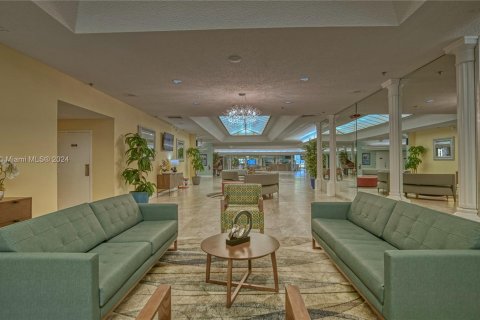 Copropriété à vendre à Sunrise, Floride: 2 chambres, 79.9 m2 № 1290656 - photo 27