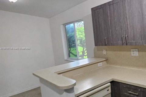 Condominio en alquiler en Homestead, Florida, 3 dormitorios, 109.25 m2 № 1369141 - foto 12