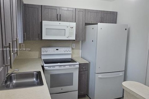 Condo in Homestead, Florida, 3 bedrooms  № 1369141 - photo 20