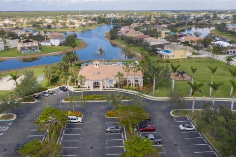 Villa ou maison à vendre à Cape Coral, Floride: 3 chambres, 170.75 m2 № 852406 - photo 22