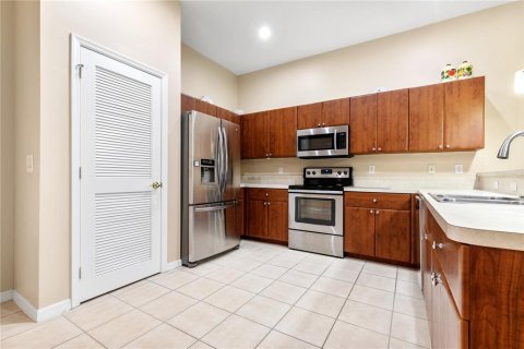 Villa ou maison à vendre à Cape Coral, Floride: 3 chambres, 170.75 m2 № 852406 - photo 8