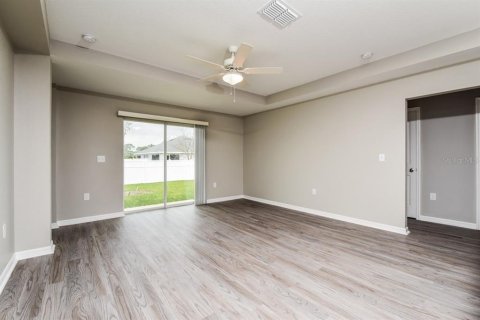 Villa ou maison à louer à Cape Coral, Floride: 3 chambres, 156.91 m2 № 1378263 - photo 4