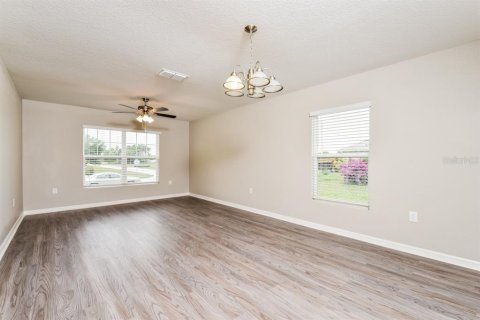 Villa ou maison à louer à Cape Coral, Floride: 3 chambres, 156.91 m2 № 1378263 - photo 6