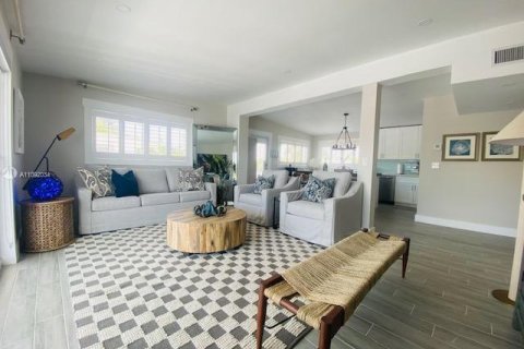 Casa en alquiler en Key Largo, Florida, 4 dormitorios, 156.08 m2 № 1420 - foto 27