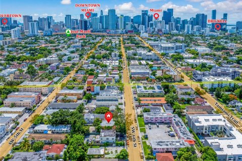 Propiedad comercial en venta en Miami, Florida, 287.44 m2 № 1309575 - foto 5