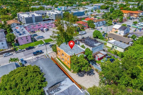 Propiedad comercial en venta en Miami, Florida, 287.44 m2 № 1309575 - foto 11