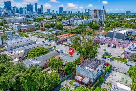 Propiedad comercial en venta en Miami, Florida, 287.44 m2 № 1309575 - foto 7