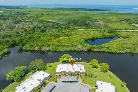 Copropriété à vendre à New Port Richey, Floride: 2 chambres, 90.58 m2 № 1324945 - photo 7