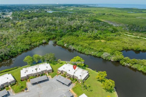 Copropriété à vendre à New Port Richey, Floride: 2 chambres, 90.58 m2 № 1324945 - photo 9