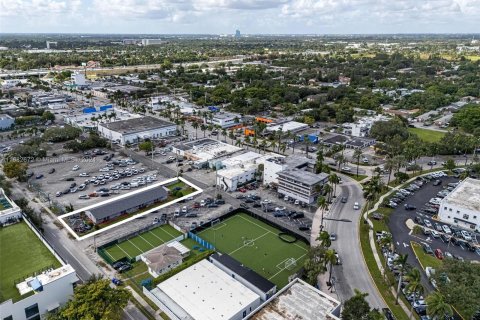 Propiedad comercial en venta en Hollywood, Florida, 366.41 m2 № 1419887 - foto 27