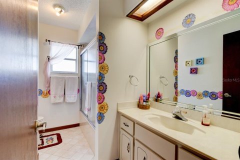 Casa en venta en Edgewater, Florida, 4 dormitorios, 220.27 m2 № 1204350 - foto 19