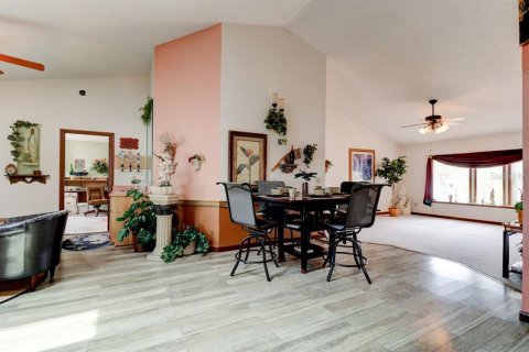 Villa ou maison à vendre à Edgewater, Floride: 4 chambres, 220.27 m2 № 1204350 - photo 23