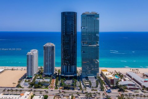 Copropriété à vendre à Sunny Isles Beach, Floride: 3 chambres, 294.59 m2 № 1095572 - photo 13