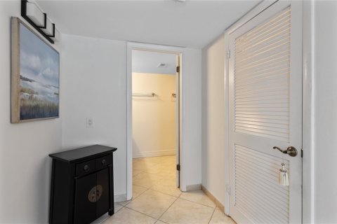 Copropriété à vendre à Fort Lauderdale, Floride: 1 chambre, 117.52 m2 № 1183757 - photo 30