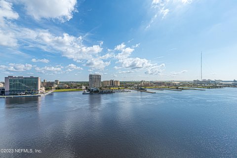 Condominio en venta en Jacksonville, Florida, 2 dormitorios, 197.23 m2 № 767998 - foto 19