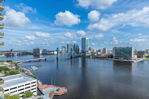 Condominio en venta en Jacksonville, Florida, 2 dormitorios, 197.23 m2 № 767998 - foto 18