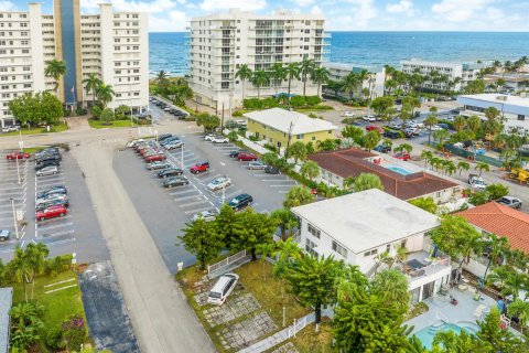 Immobilier commercial à vendre à Pompano Beach, Floride № 878508 - photo 2