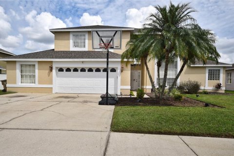 House in Kissimmee, Florida 5 bedrooms, 248.33 sq.m. № 1363333 - photo 3