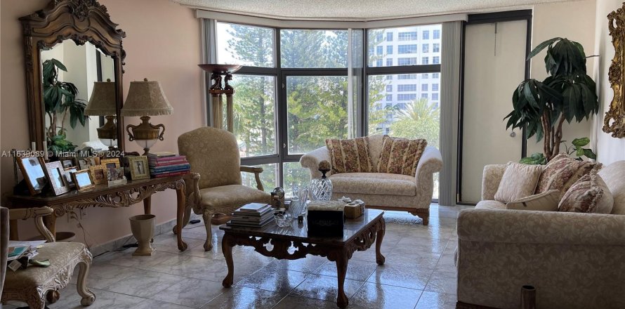 Condo in Aventura, Florida, 2 bedrooms  № 1319329