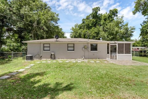 House in Lakeland, Florida 3 bedrooms, 75.44 sq.m. № 1289848 - photo 4