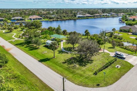 Terreno en venta en Port Charlotte, Florida № 1164395 - foto 4